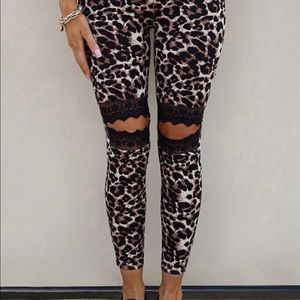 Leopard printed lace cut out leggings